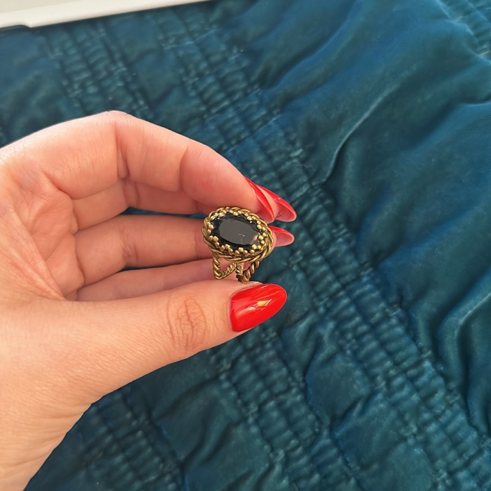 Vintage adjustable black glass ring - Picture 5 of 6